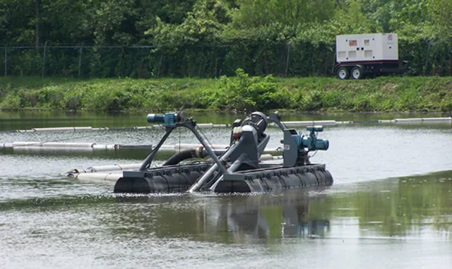 H&A Resource Management crew performing wastewater lagoon cleaning and solids removal (3)
