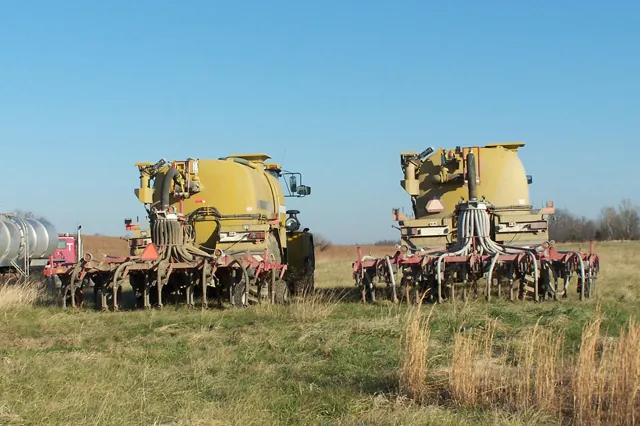 H&A Resource Management land application and biosolids solids management in the field (8)