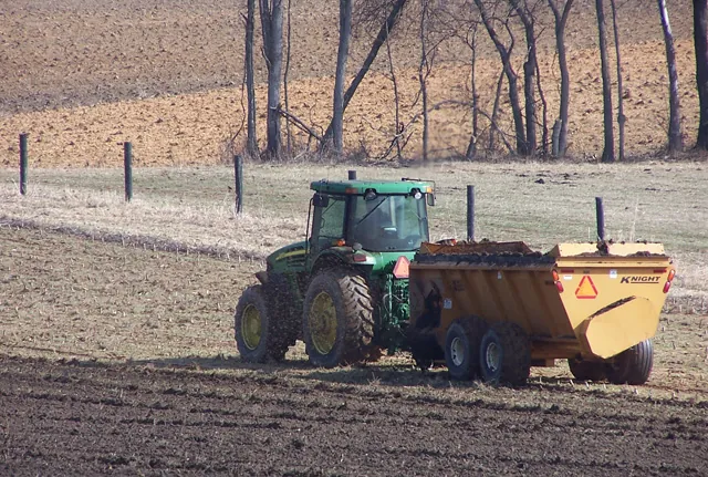 H&A Resource Management land application and biosolids solids management in the field (17)